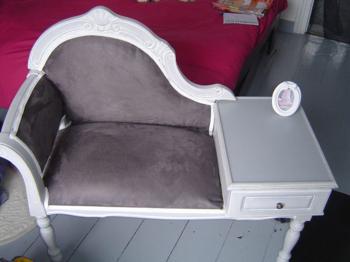 meuble téléphone avec assise