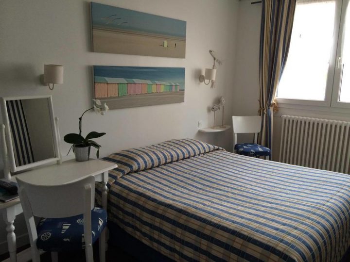 Hotel Le Chalet Le Touquet – Châlet, Maison Et Cabane tout Super U Abri Plage  Pour Adultes