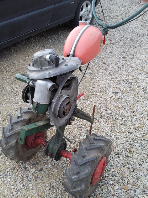 Motoculteur Jlo – Les Motoculteurs concernant Robinet Essence Honda F600 Motoculteur Jlo – Les Motoculteurs concernant Robinet Essence Honda F600