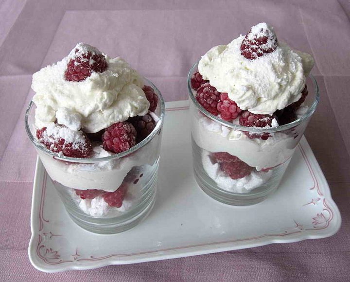 schneegestöber mit quark und sahne schneegestöber mit quark und sahne