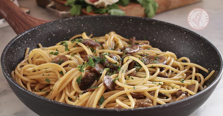 pasta a i funghi