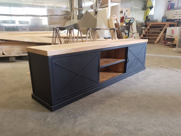 meuble bas style industriel