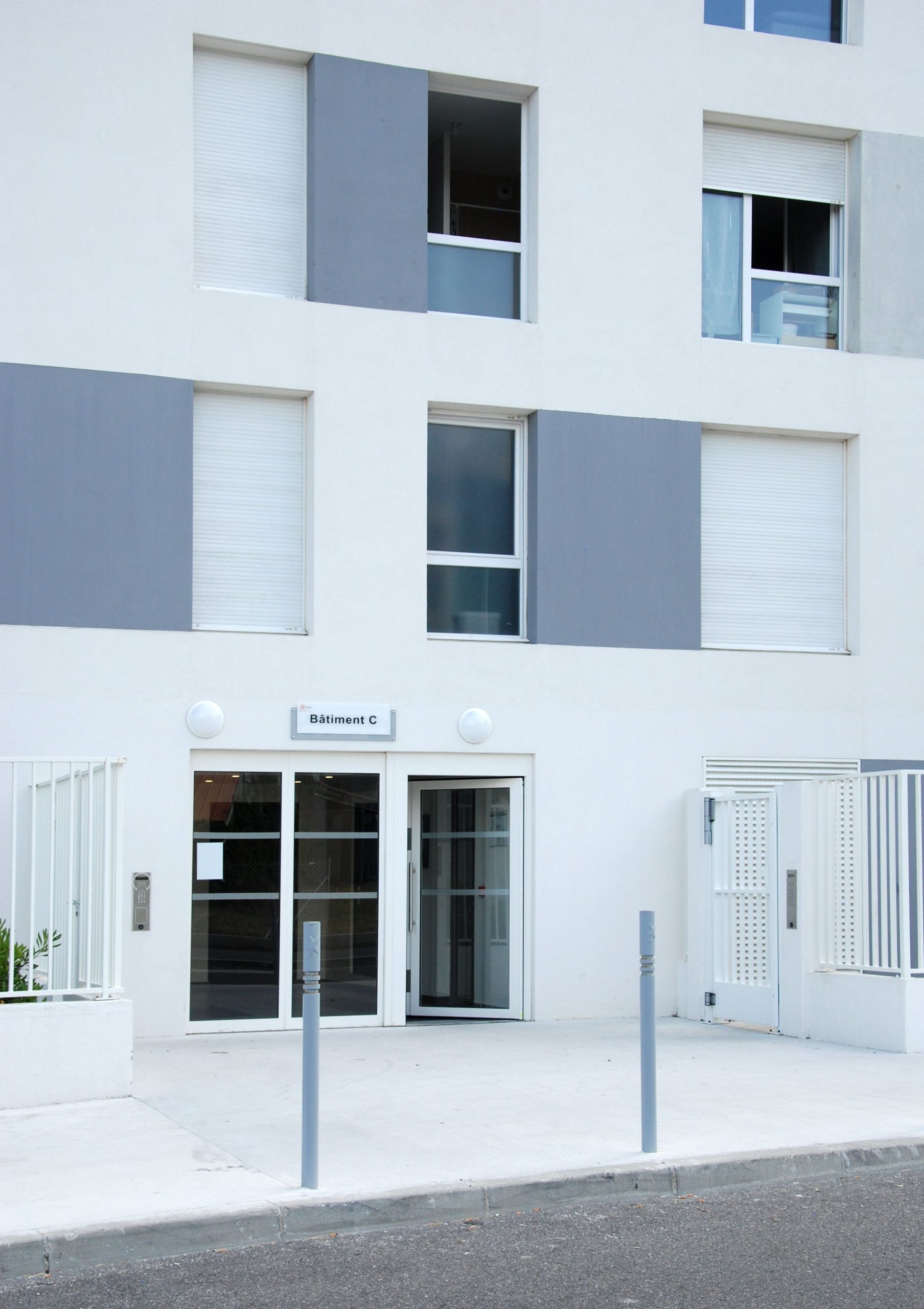 porte de garage immeuble collectif