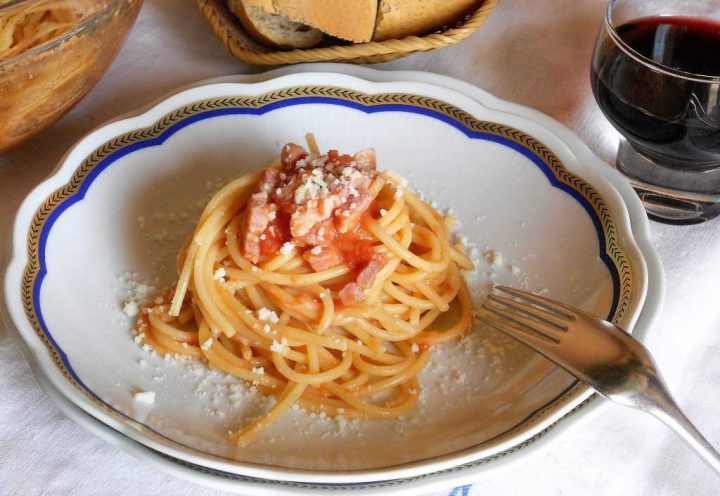 spaghetti amatriciana alla nonna