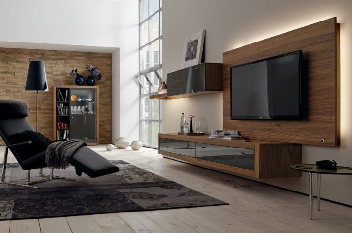 meuble télé accrochée au mur