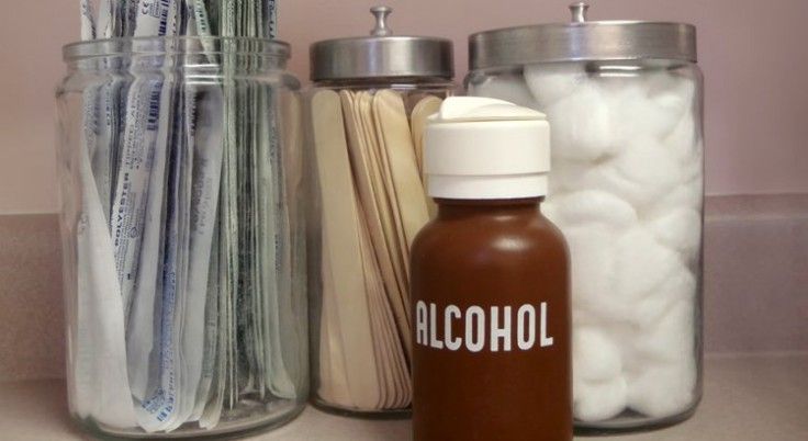 nettoyer un meuble vernis