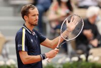 roland garros 2021 daniil medvedev outfit roland garros 2021 daniil medvedev outfit