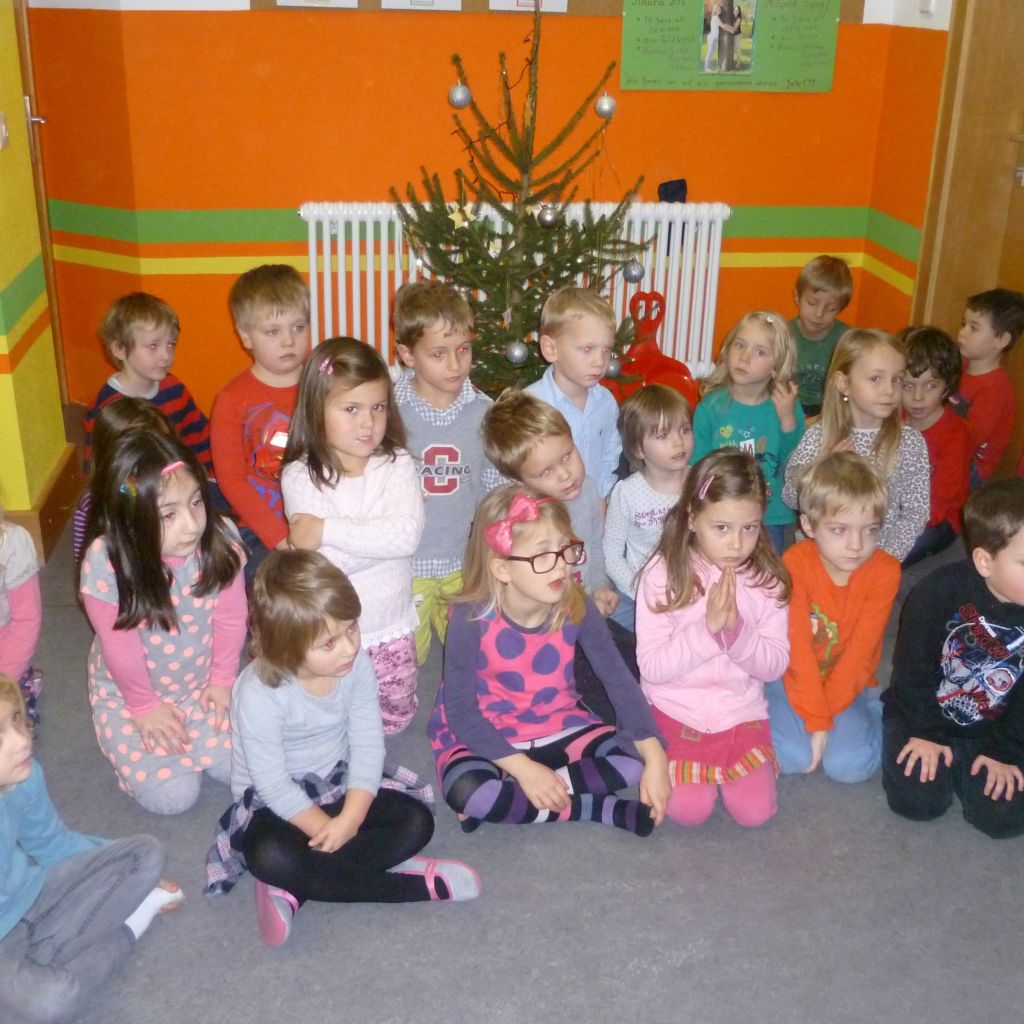  Weihnachtsfeier im Kindergarten - Dalaas 