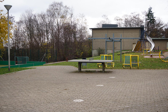  UNSERE SCHULE 
