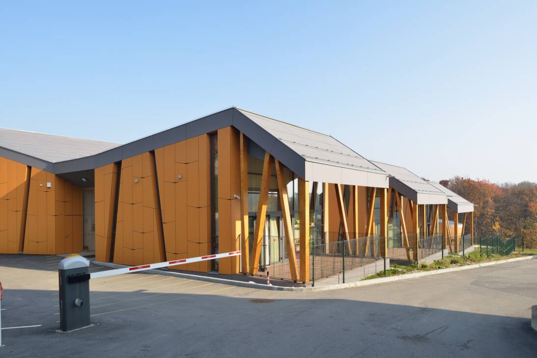  Kindergarten - Swisspearl 