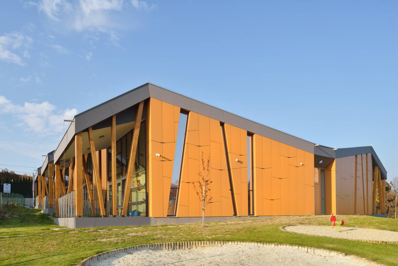  Foto zu Kindergarten - Swisspearl 