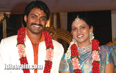 Kalyan Ram Nandamuri weds Swathi - Telugu film hero marriage