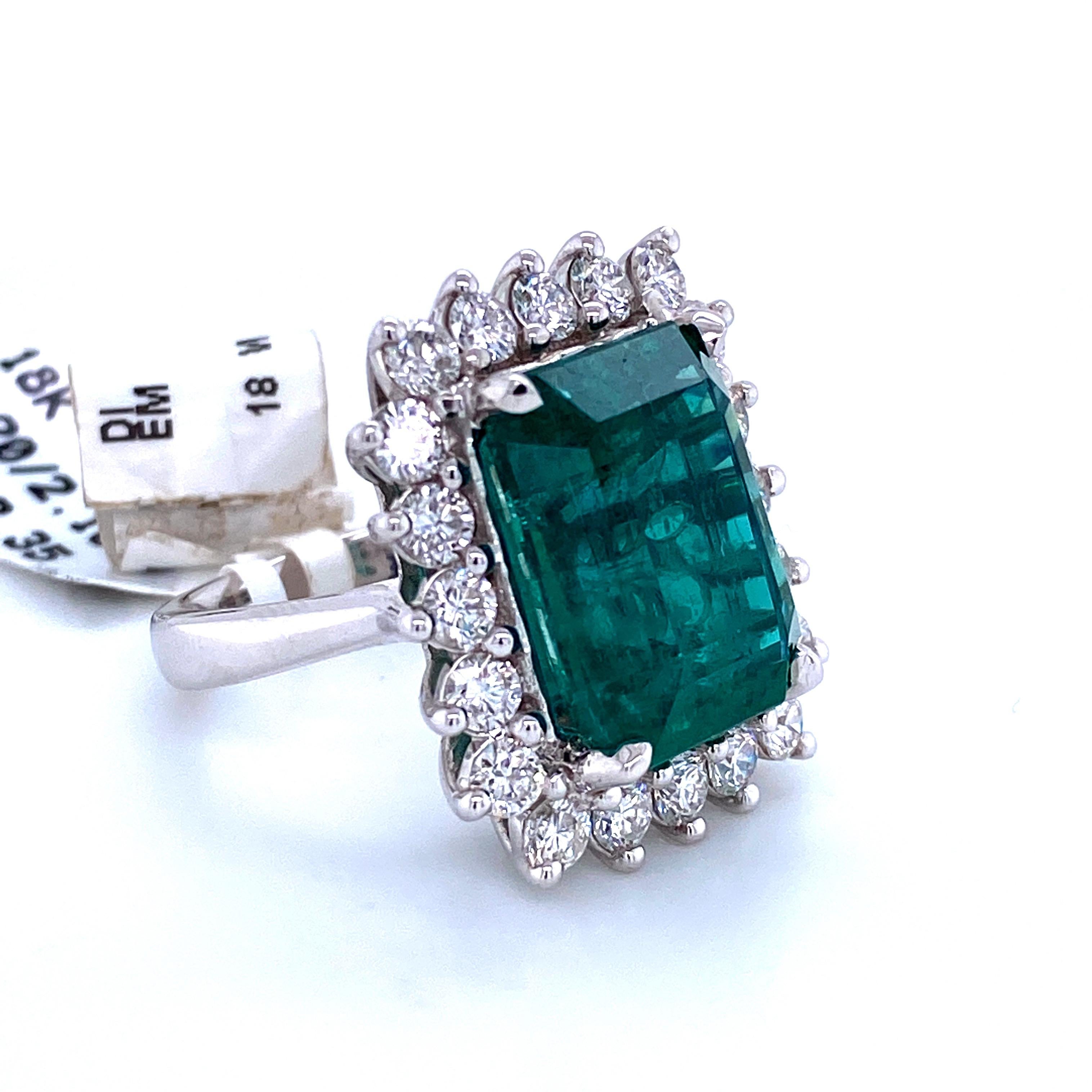 Green Emerald Cut Diamond Cocktail Ring 14.45 Carat 18 Karat White Gold