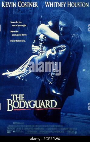 THE BODYGUARD, from left: Whitney Houston, Kevin Costner, 1992