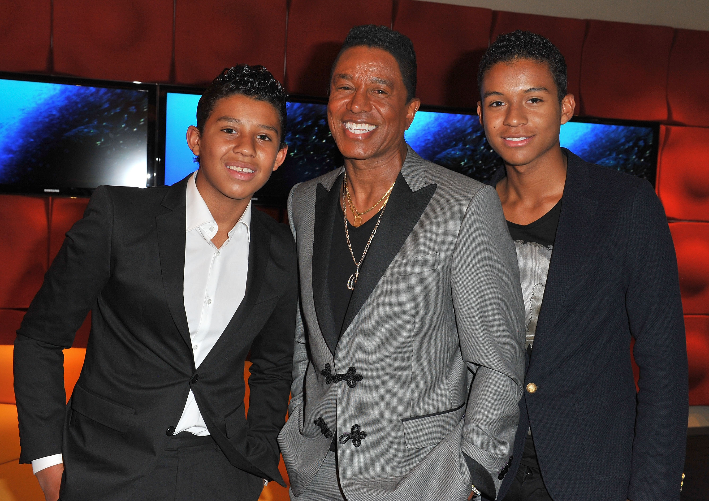  Jaafar Jackson Speaks Like Uncle Michael In Biopic Trailer 