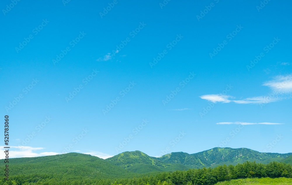嬬恋高原の夏の青空と緑の山々 Stock Photo | Adobe Stock