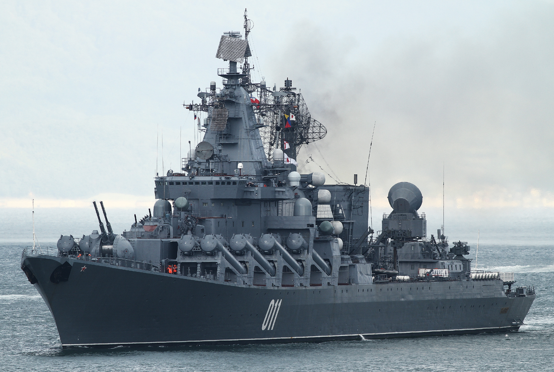 個別「[艦船]舞鶴に入港するスラヴァ級ミサイル巡洋艦ワリヤーグВаряг」の写真、画像 - 艦船 - Blueforce's fotolife