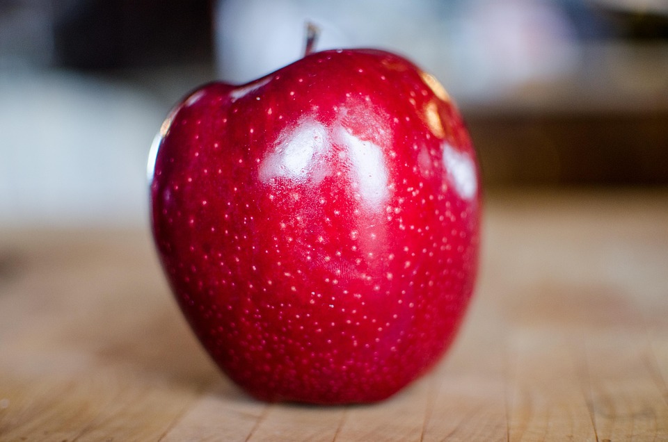 Free photo: Apple, Fruit, Red Apple - Free Image on Pixabay - 1111412