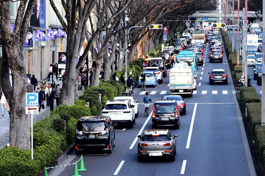  路上駐車が禁止されていない場所でも放置は違反の対象に！ 路駐のルールとは 