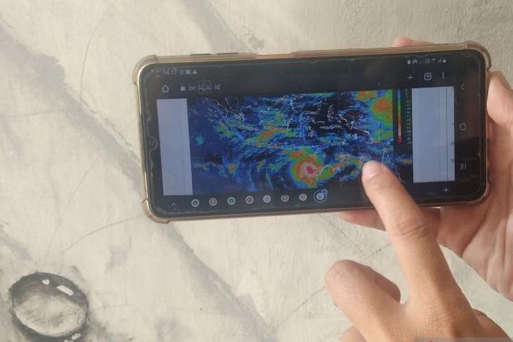  Weather Forecast: Light to Moderate Rain Expected Across Western 