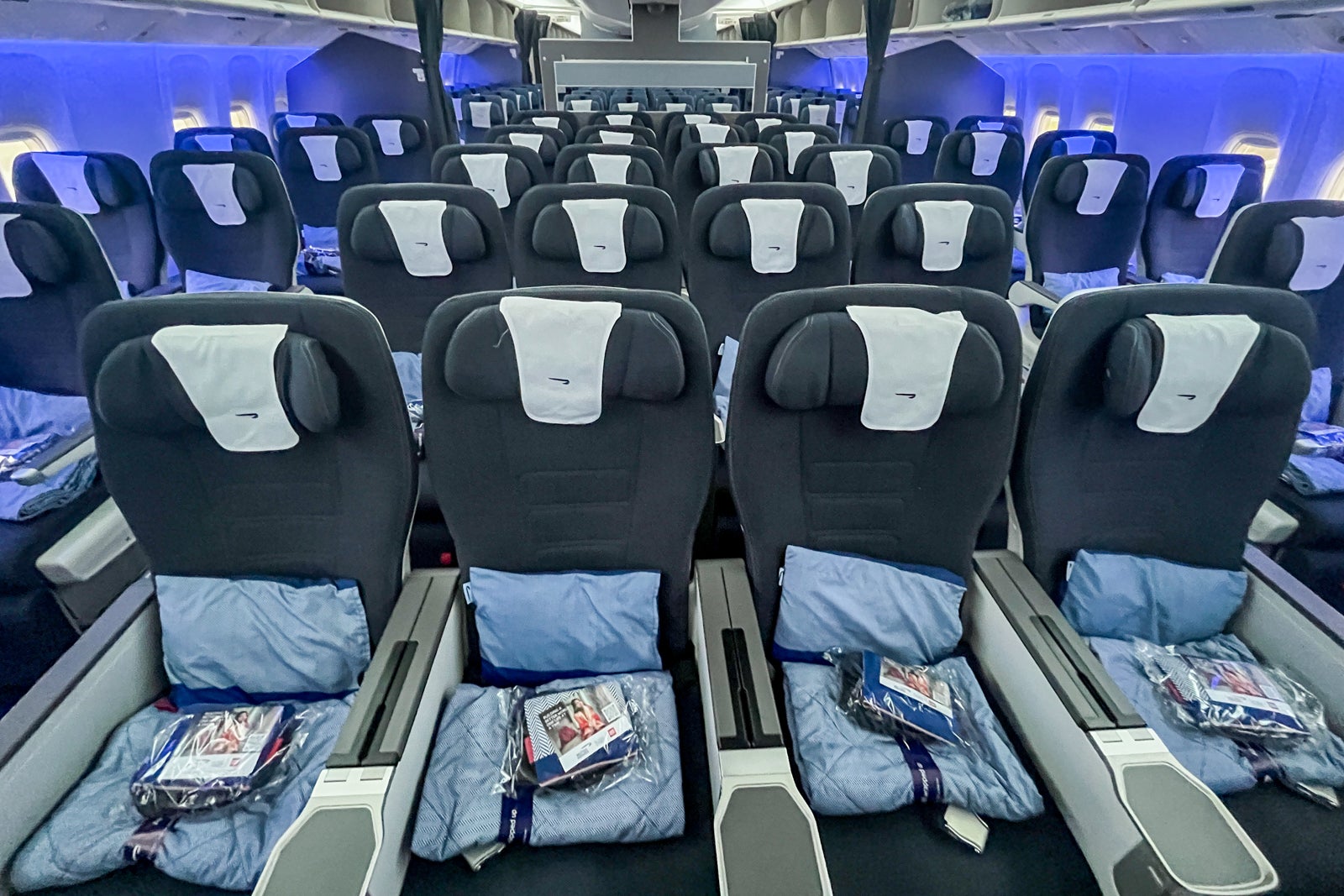  Is British Airways premium economy worth it on the Boeing 777-300ER Motiv 