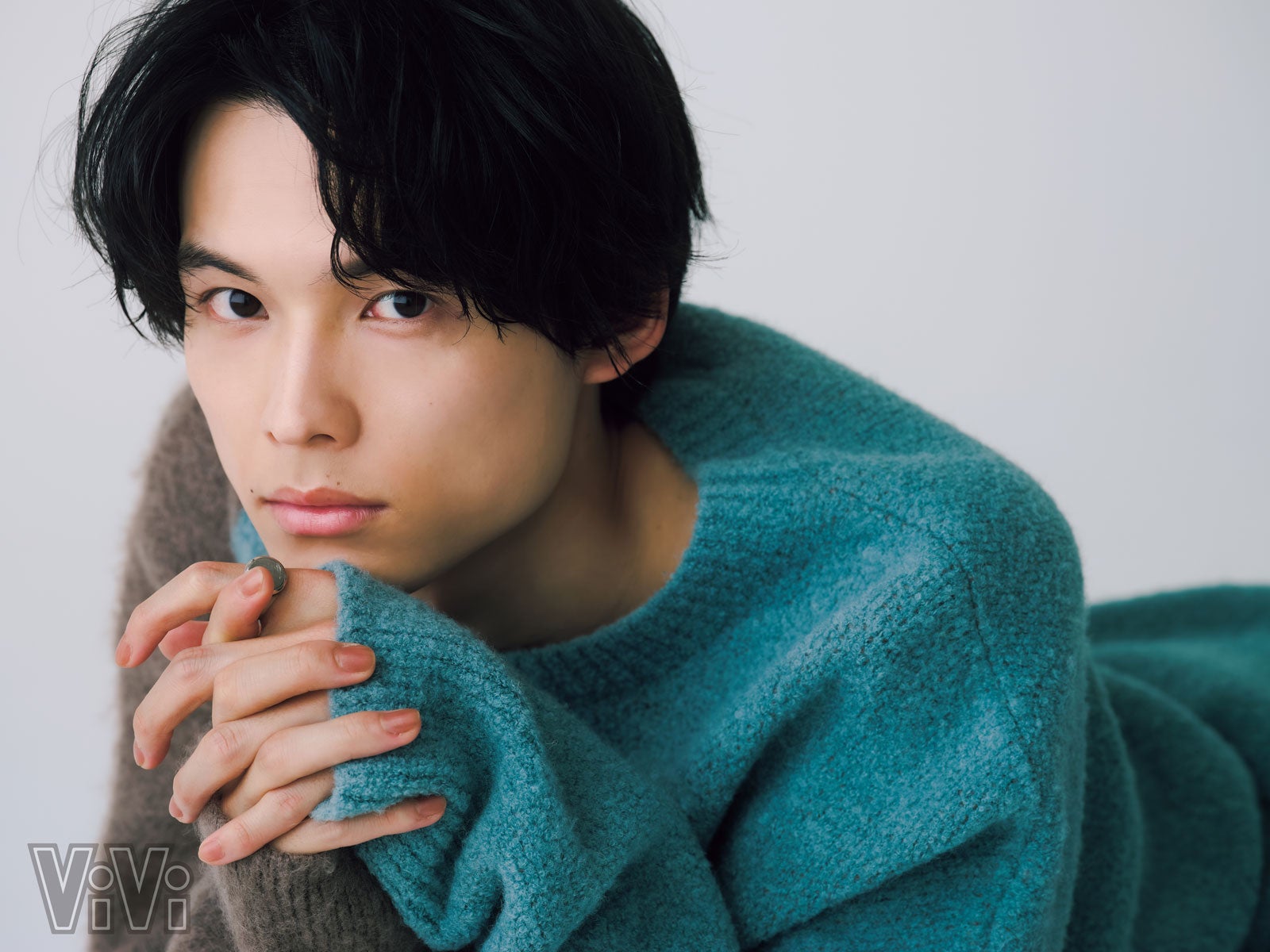 松村北斗が愛される理由！俳優×SixTONESの両面で輝く理由とは？魅力と凄さを徹底解説！[ストーンズ] - アーティスト・アイドル推し活応援ブログ