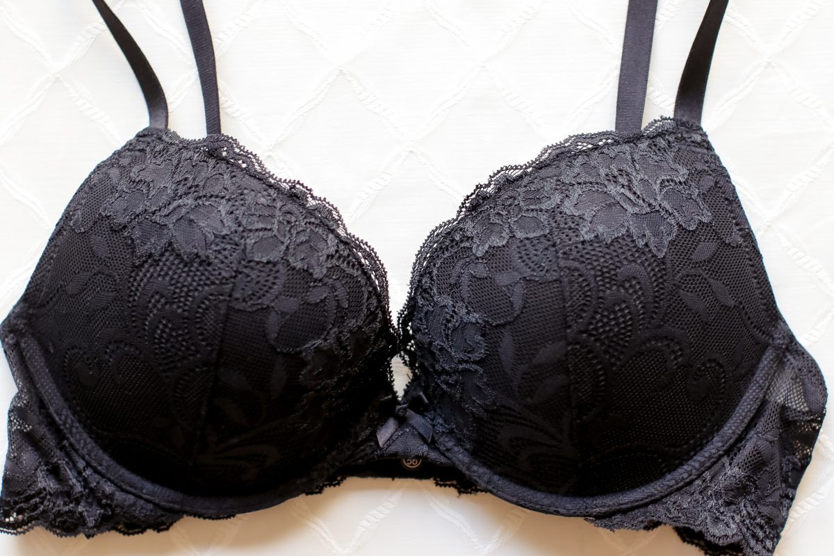 Plunge Bra vs Demi Bra: Key Differences | TheBetterFit