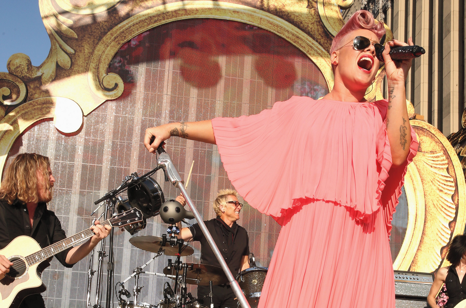Pink Shooting a New Music Video ‘Next Week’ | Billboard – Billboard
