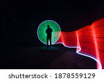  beautiful-people-with-light-arrow image - Free stock photo - Public 