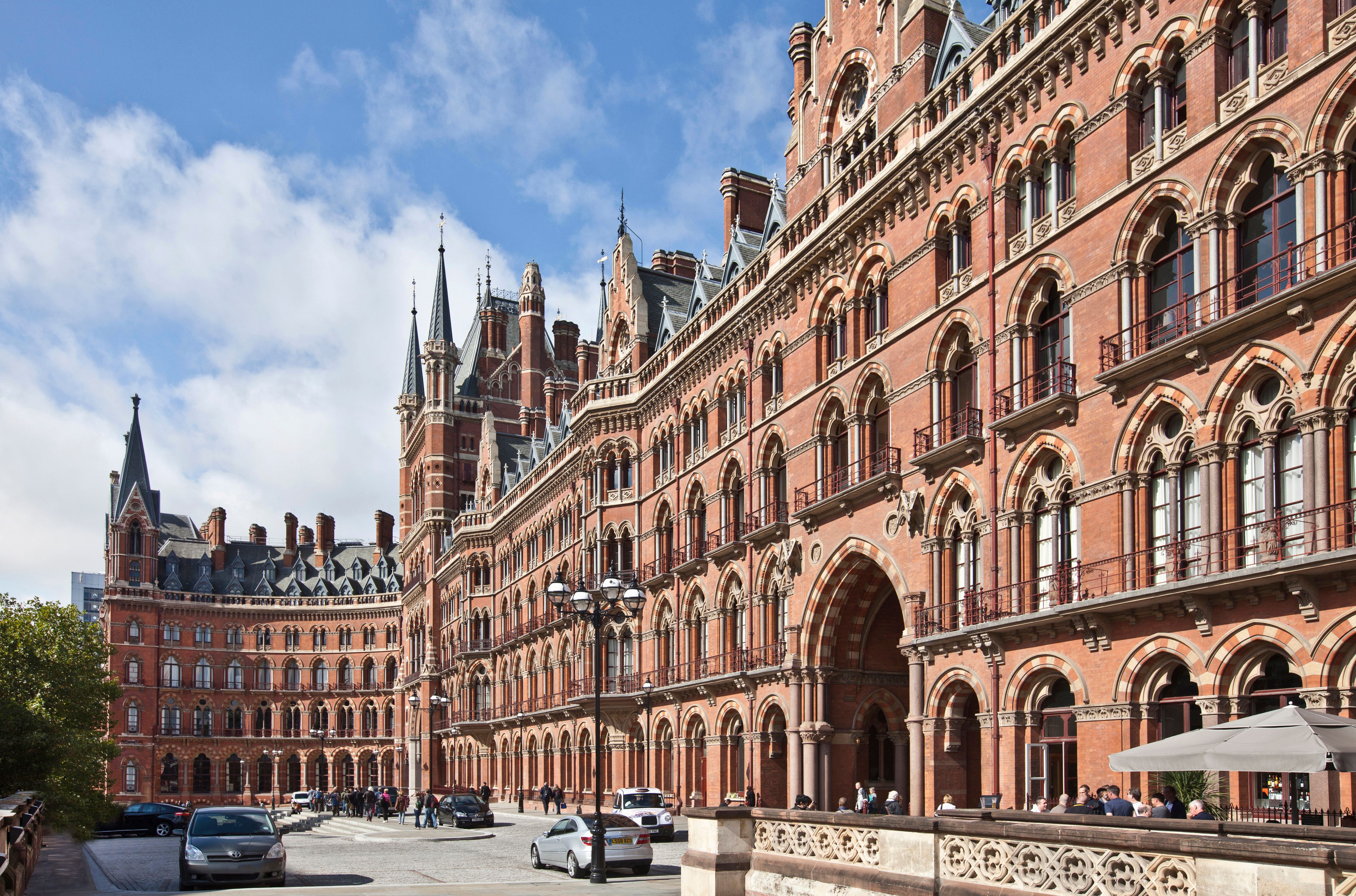  25 Must-See London Landmarks and Attractions Photos 