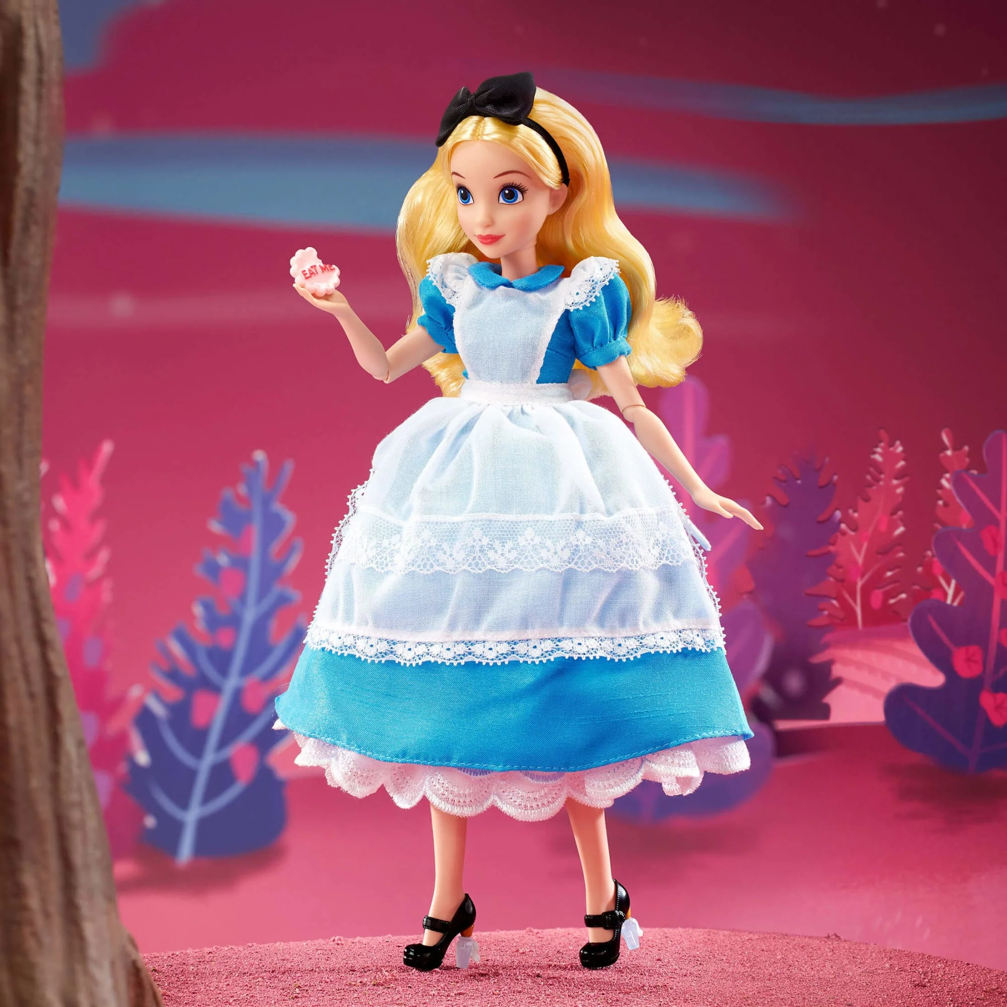 Alice and wonderland doll online