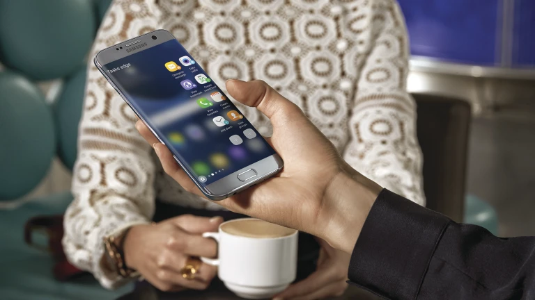 The best smartphone tech coming your way in 2017